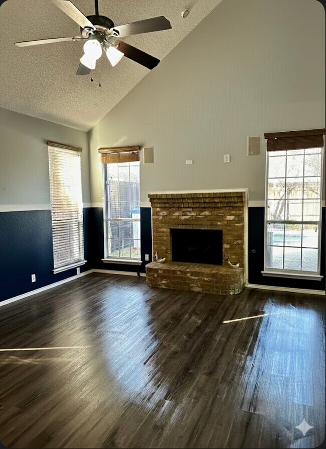 Building Photo - 4817 Salmon Run Way