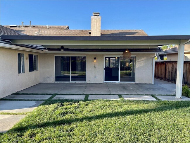 Building Photo - 28937 Biarritz Ct