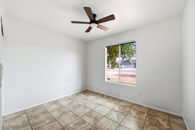 Building Photo - 8520 W Alice Ave