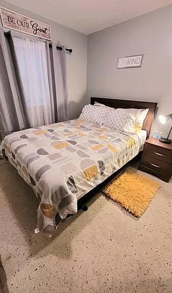 Building Photo - 2301 Juanita Ave