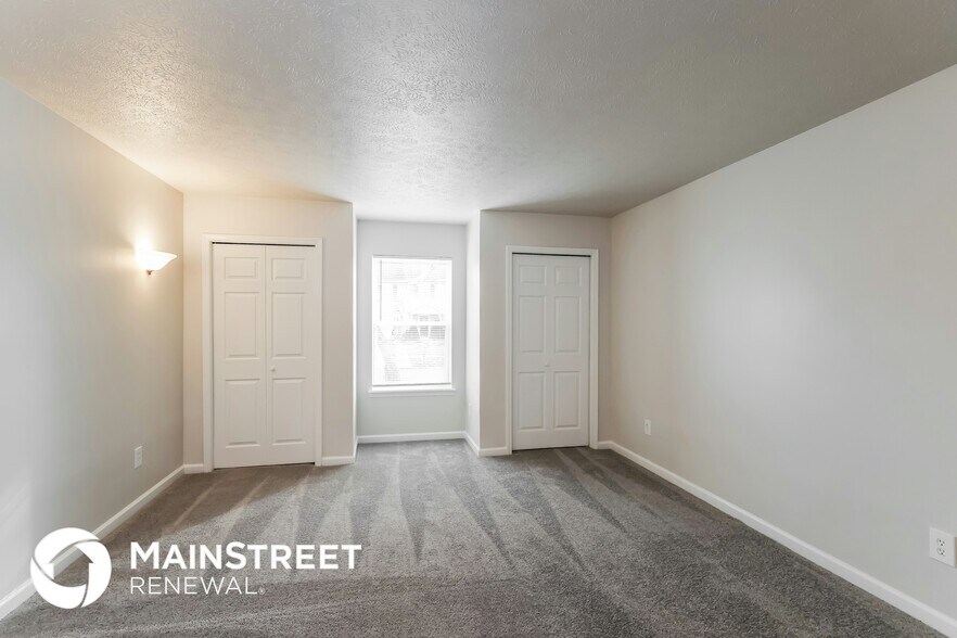 Building Photo - 8007 Apple Valley Dr