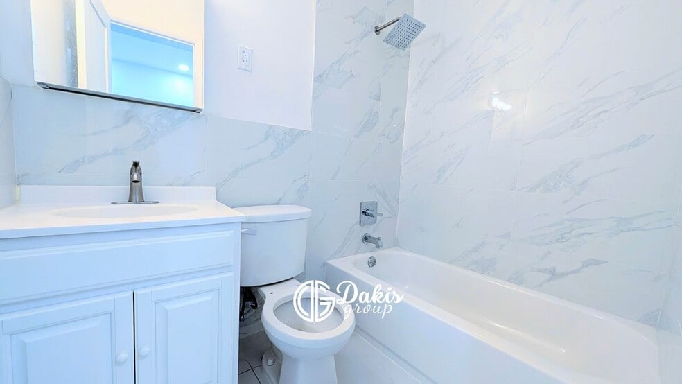 Building Photo - 25-33 23rd Street, DG1