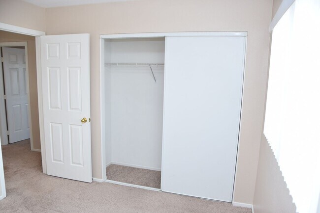 Building Photo - 7729 Paseo Vista Dr