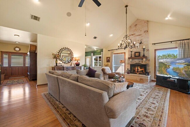 Building Photo - 309 Ridge Oak Dr