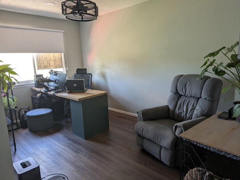 Loft - 23106 Blackwolf Way