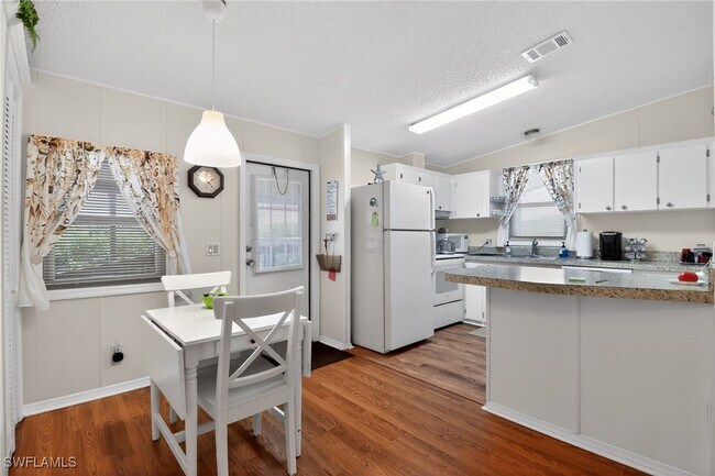 Building Photo - 183 Oceans Blvd