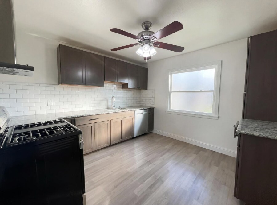 Building Photo - 3910 Ivy St