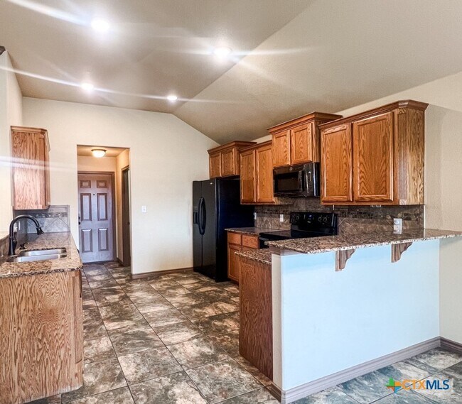 Building Photo - 700 Cosper Creek Dr