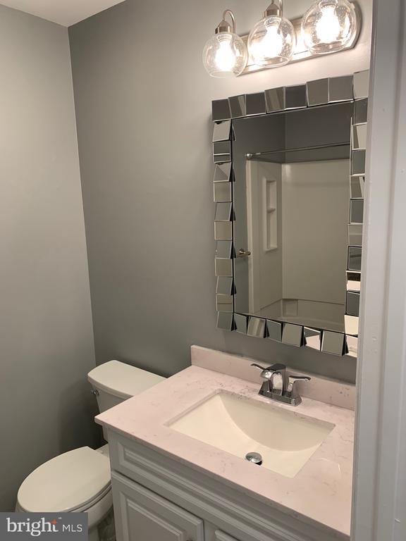 Building Photo - 809 Willings Way