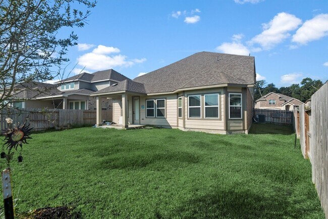 Building Photo - 17828 Hanson Ridge Dr