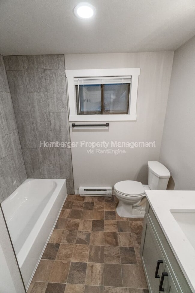 Building Photo - 508 E Rich Ave