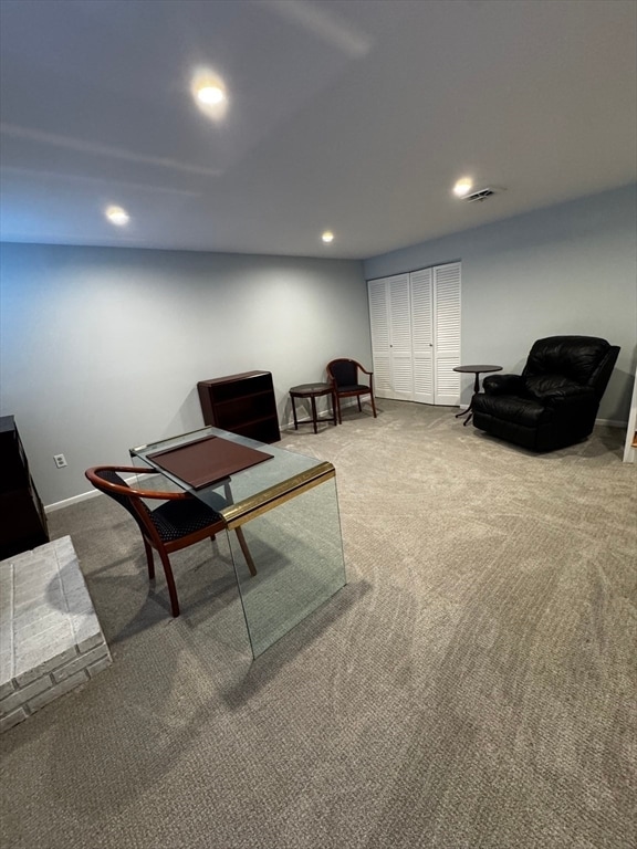 Building Photo - 255 North Rd