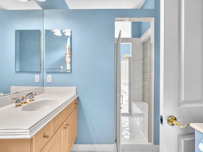 Building Photo - 6614 Marbletree Ln