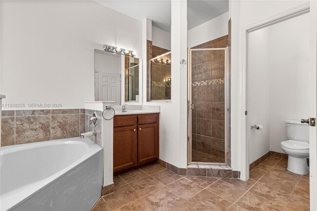 Building Photo - 2332 SE 16th Pl