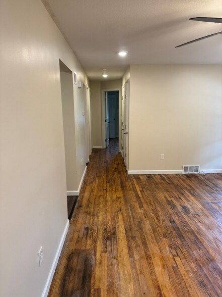 Building Photo - 7035 Quivira Rd