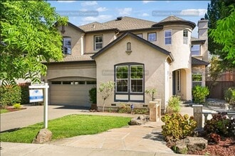 Building Photo - Sky Hawks finest at a price that can't be beat