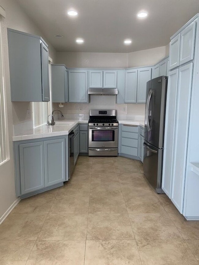 Building Photo - Coming Soon...3 bd/2.5 ba Plus Loft 2 Story home in Gated Community of Ivey Ridge Community Pool ...