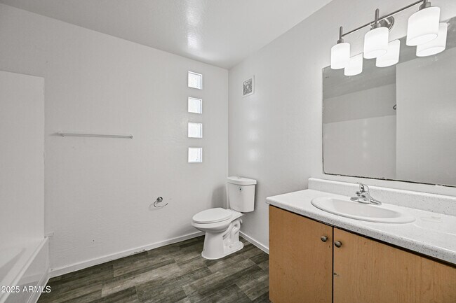 Building Photo - 3065 N 67th Ave