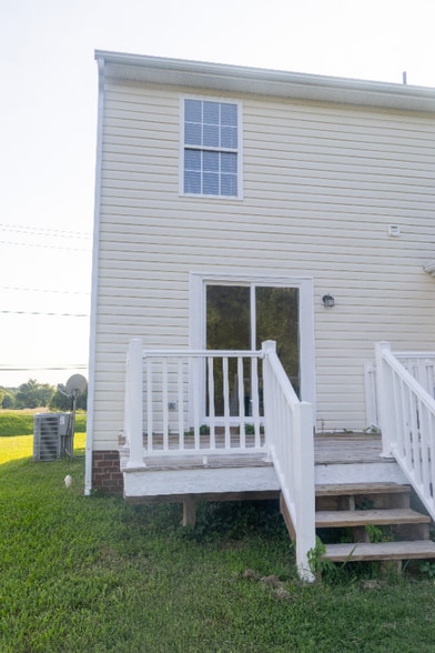 Building Photo - 6311 Osborne Turnpike