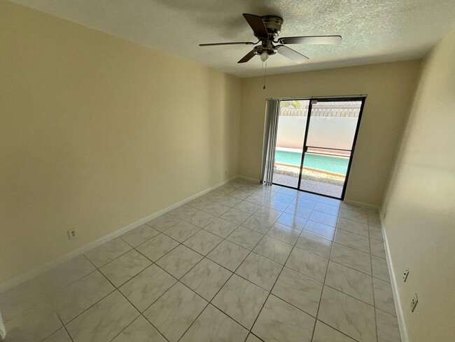 Building Photo - 6480 Contempo Ln