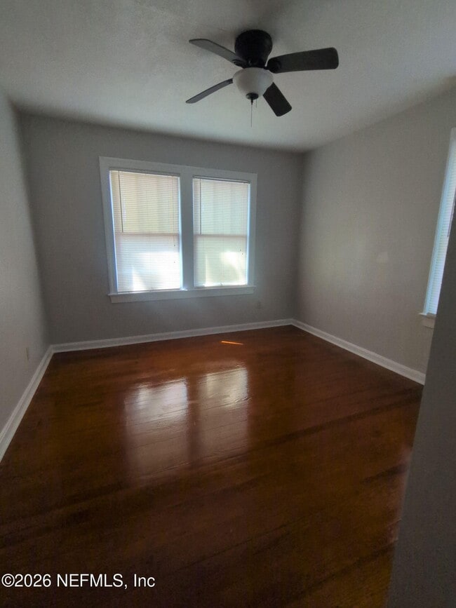 Building Photo - 2414 Prospect St