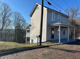 Building Photo - 102 High St