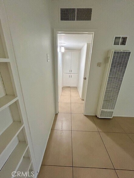 Building Photo - 37111 Cathedral Canyon Dr