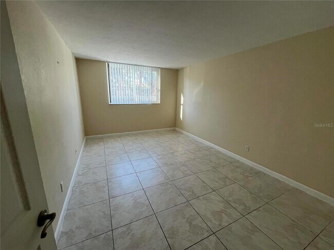 Building Photo - 2650 Coconut Bay Ln