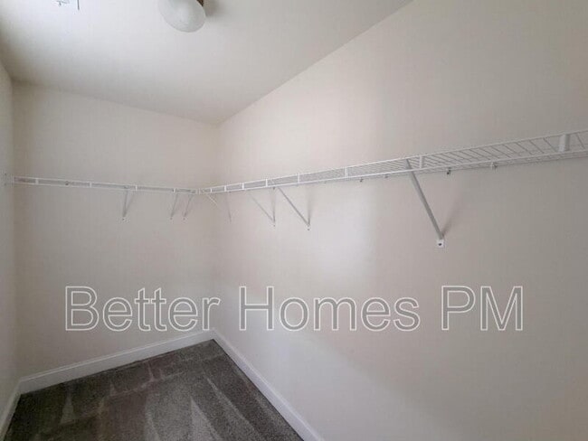 Building Photo - 9058 White Oak Hill Rd