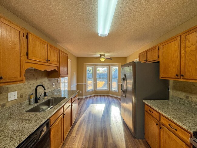 Building Photo - Charming 3 Bed 2 Bath Home in Jack Britt