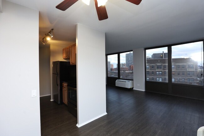 Building Photo - 4334 N Hazel St