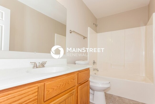 Building Photo - 4 Bedroom Pet-Friendly Home in Mount Holly...