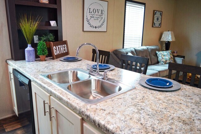 Building Photo - New 3-Bed, 2-Bath! SUMMER SPECIAL-LIMITED ...