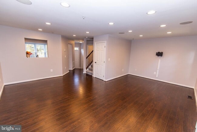 Building Photo - 614 Tuckahoe Creek Ct