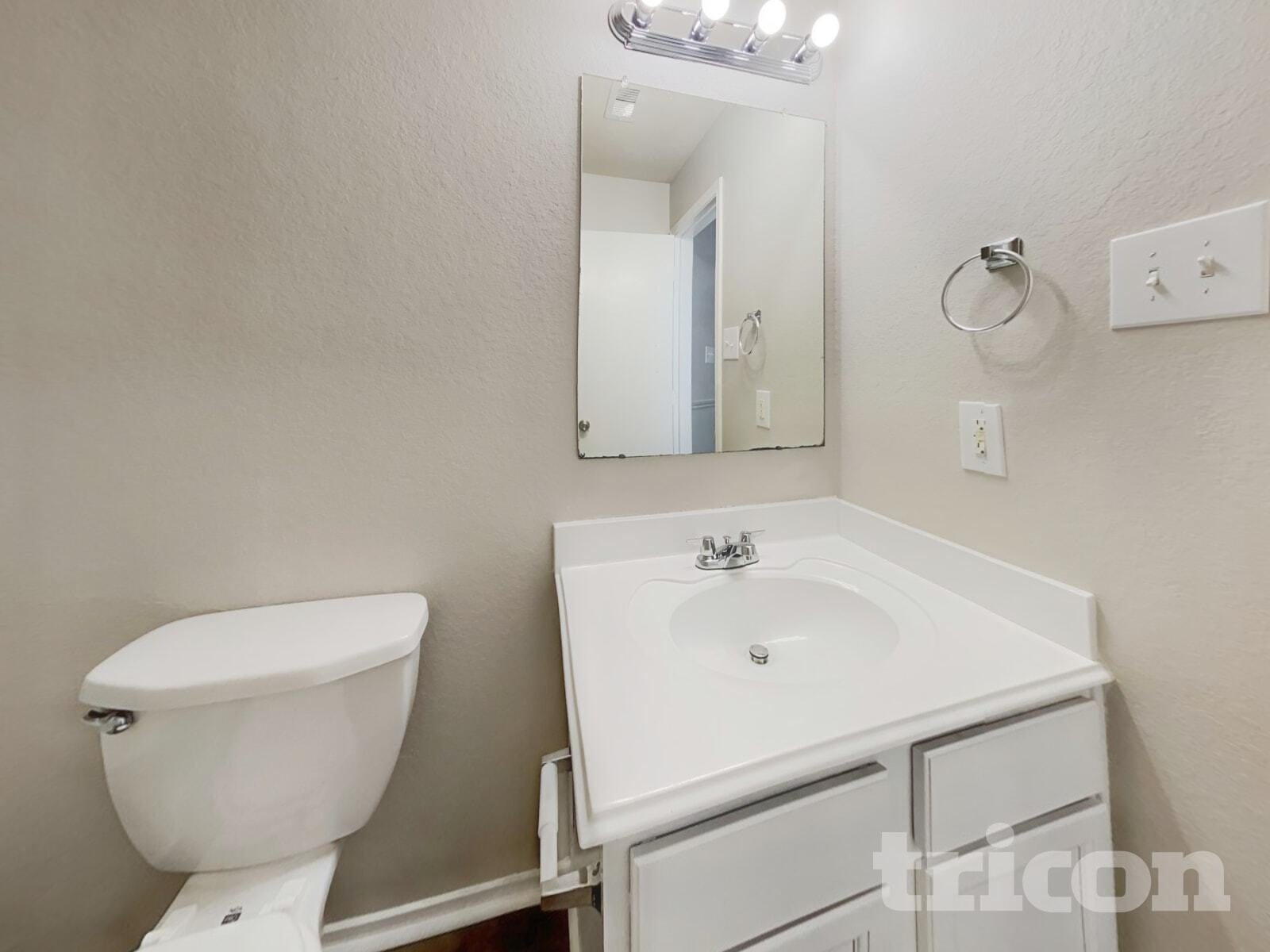 Building Photo - 1142 Desert Willow Ln