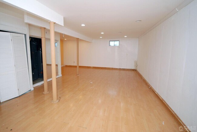 Building Photo - 57 Woods Edge Ct