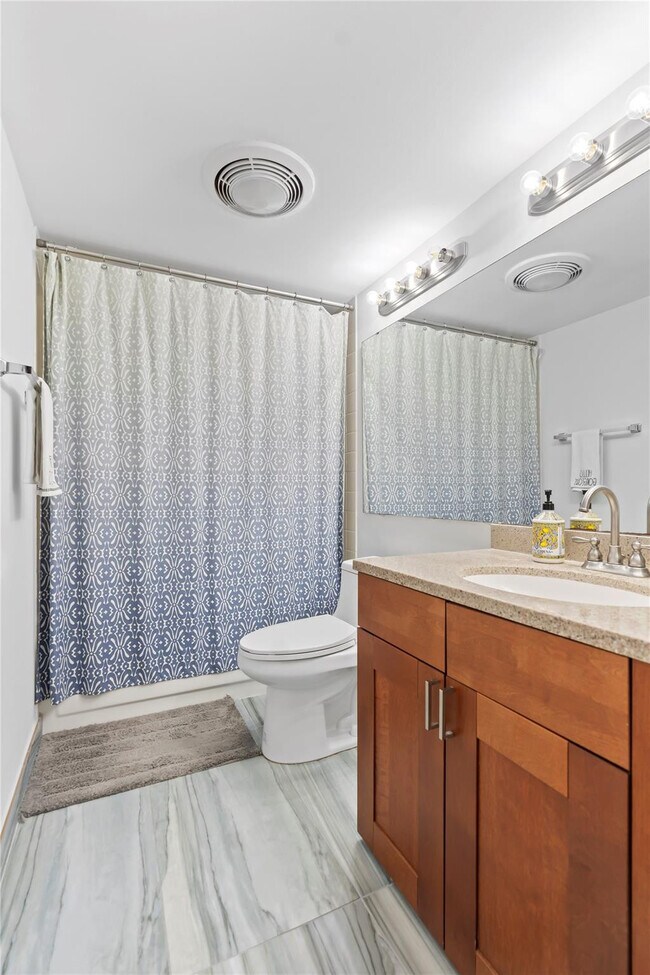 Building Photo - 1850 Homewood Blvd