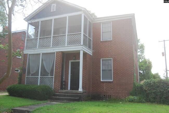 Building Photo - 1527 Gladden St