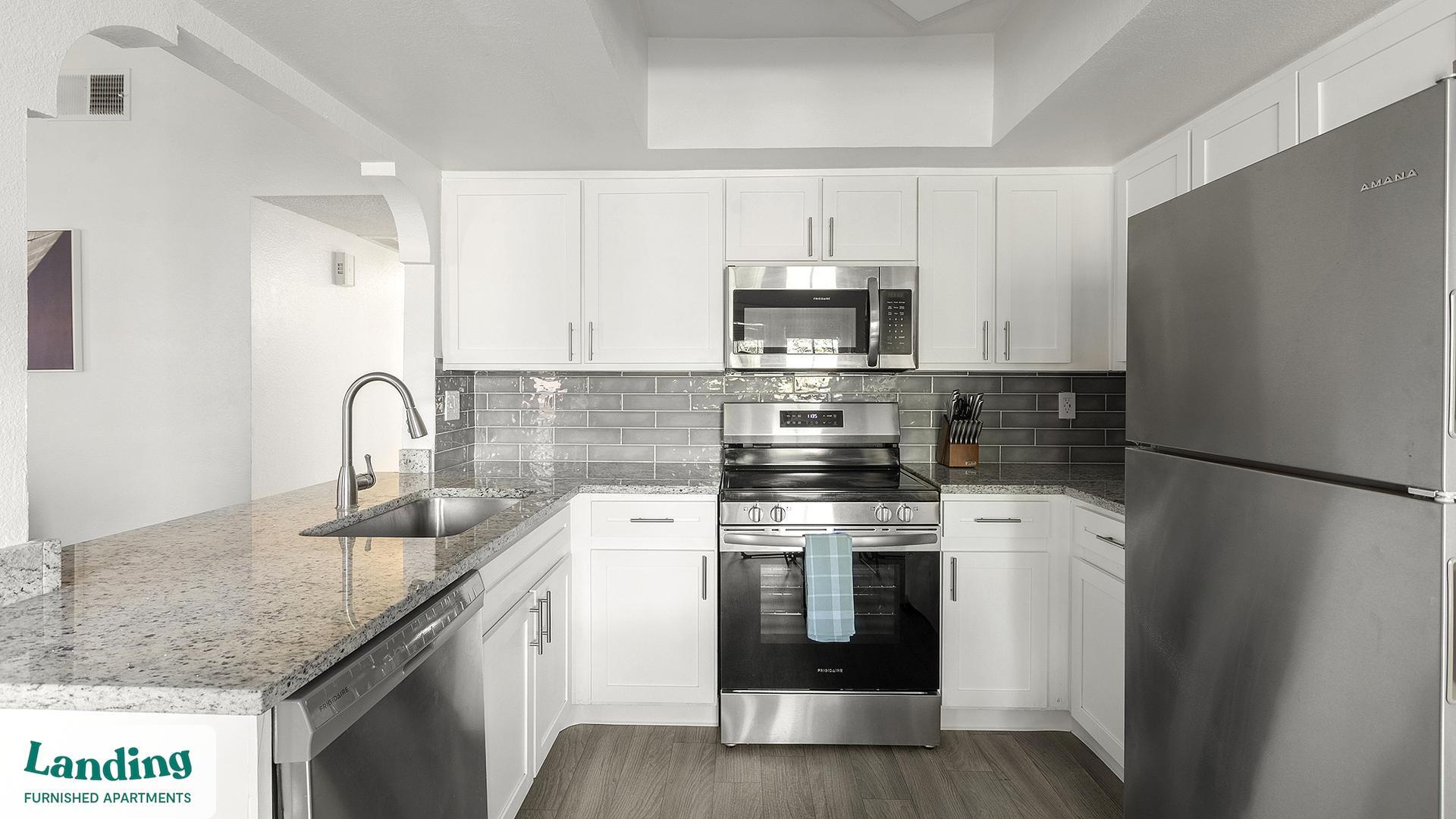 Building Photo - 5272 Tamarus St