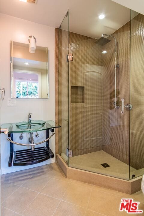 Building Photo - 619 N Rodeo Dr