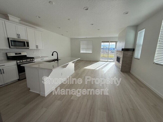 Building Photo - 12349 W Norterra Ln