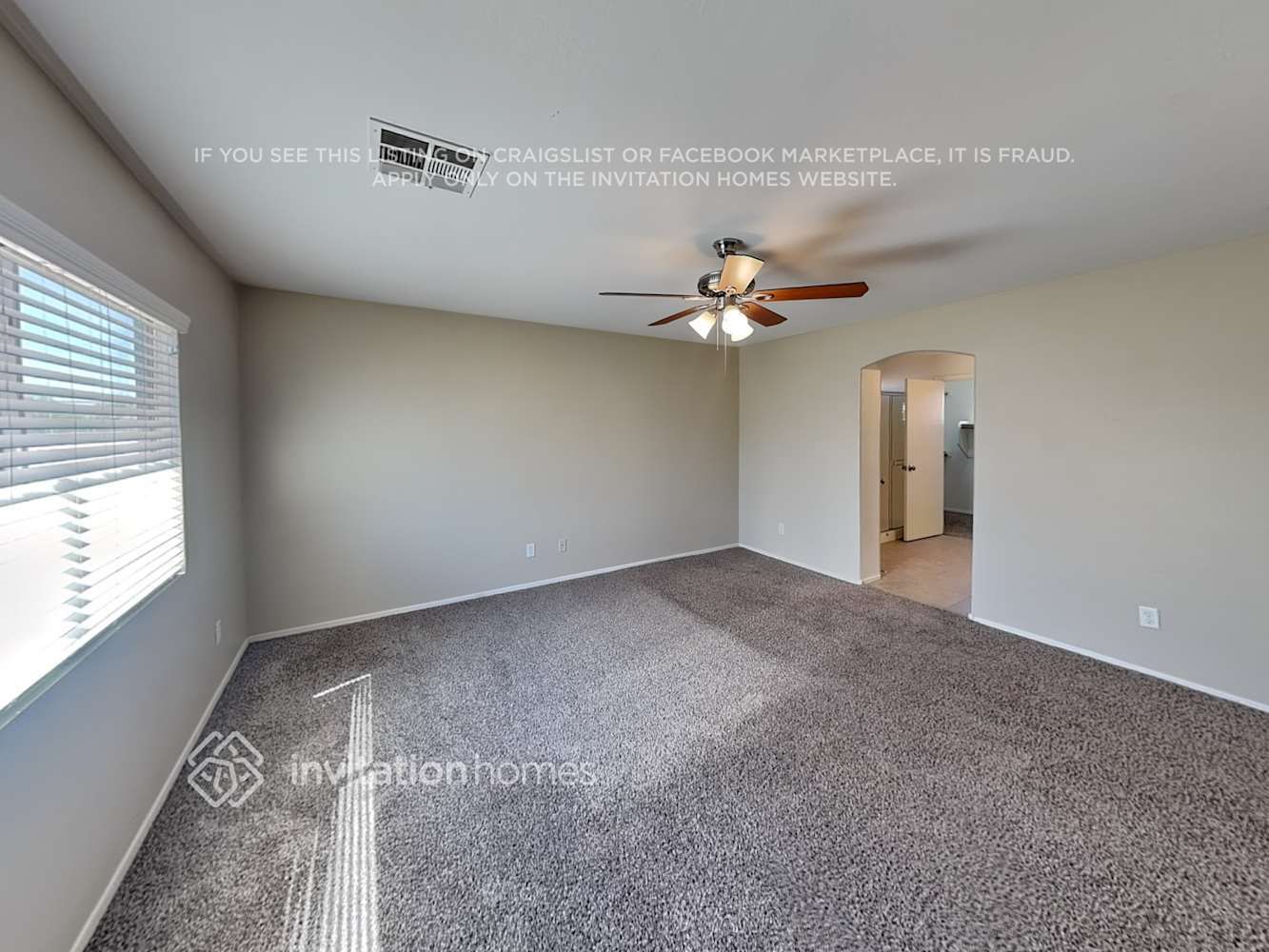 Building Photo - 15555 W Meade Ln