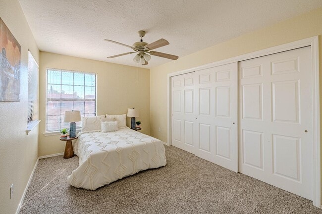 Building Photo - 7725 Pinewood Dr NW