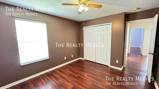 Building Photo - 13628 Tetherline Trail