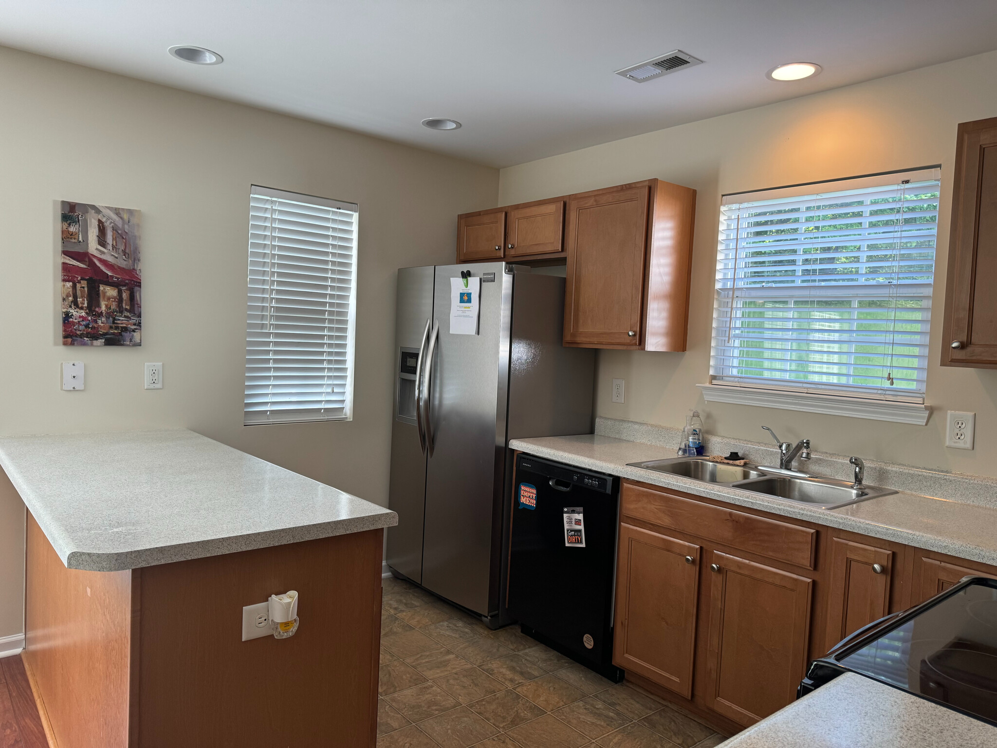 Building Photo - Room in Townhome on Averette Hill Dr