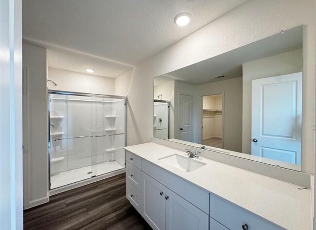 Building Photo - 15005 Ronan Dr