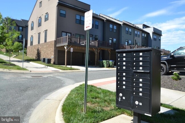 Building Photo - 1318 Trestle Dr