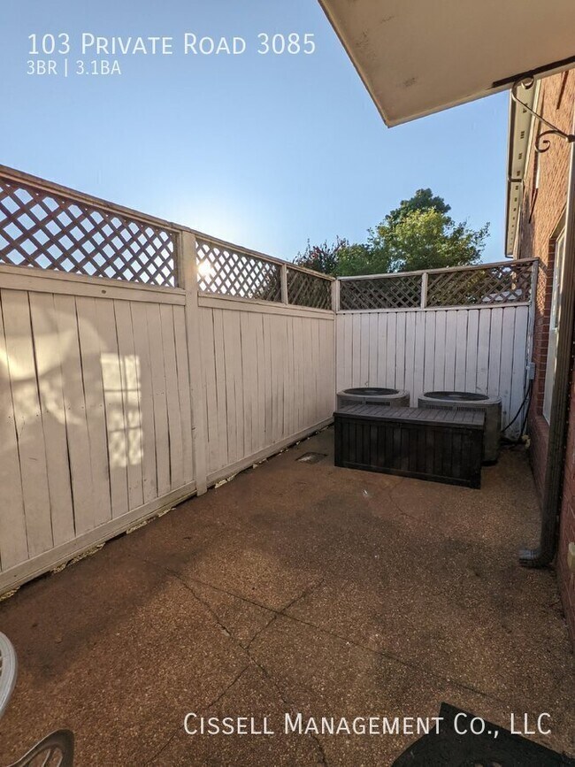 Building Photo - 103 Private Rd 3085