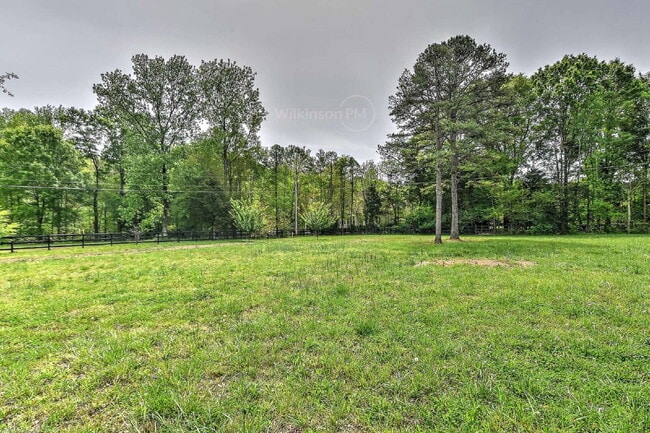 Building Photo - One of the Finest Fully-Furnished Luxury Estates in Marvin, "Architectural Digest" Caliber, for t...