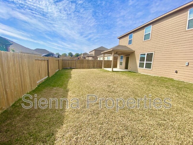 Building Photo - 6181 Daisy Way